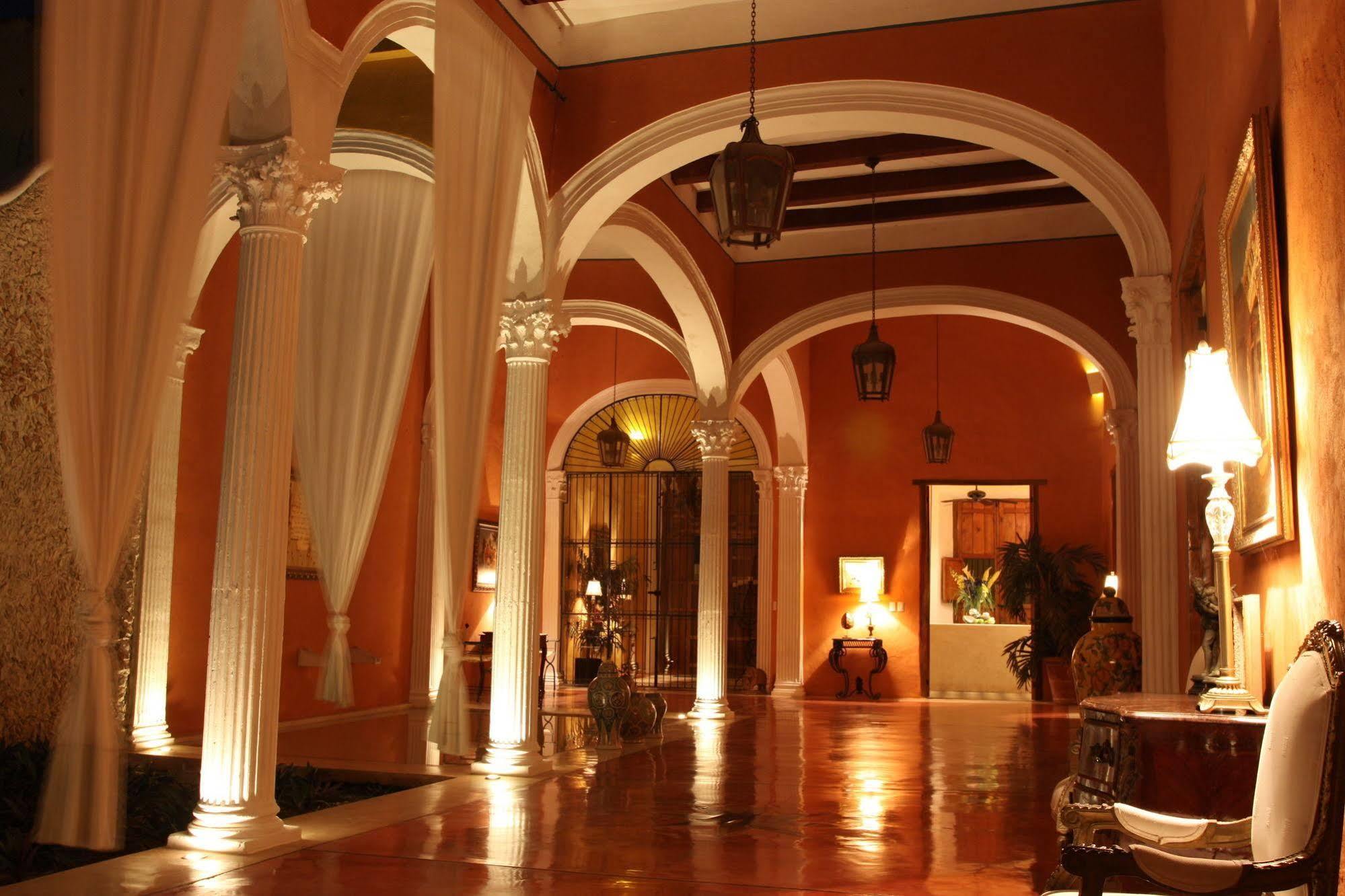 Hotel Hacienda Merida Vip Exterior photo